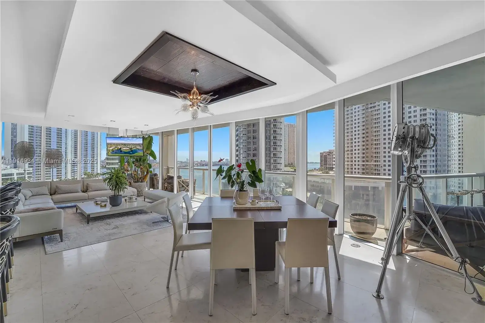 465 Brickell Ave # 1001, Miami FL 33131 photo 5