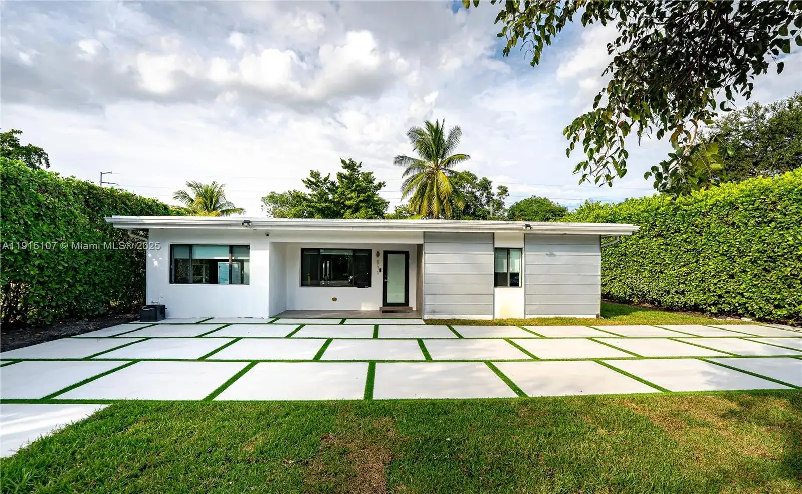 511 NE 134th St, North Miami FL 33161 photo 2