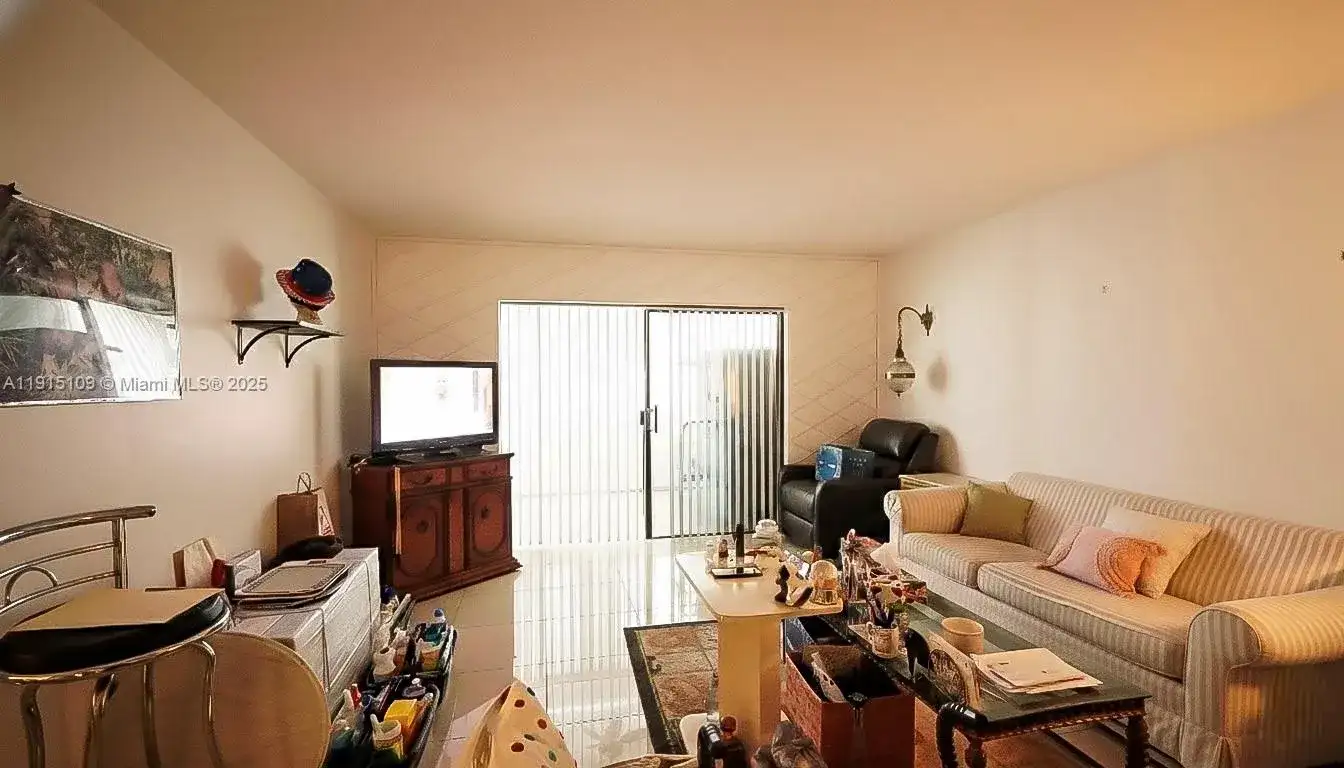 3940 NW 42nd Ave # 215, Lauderdale Lakes FL 33319 photo 2