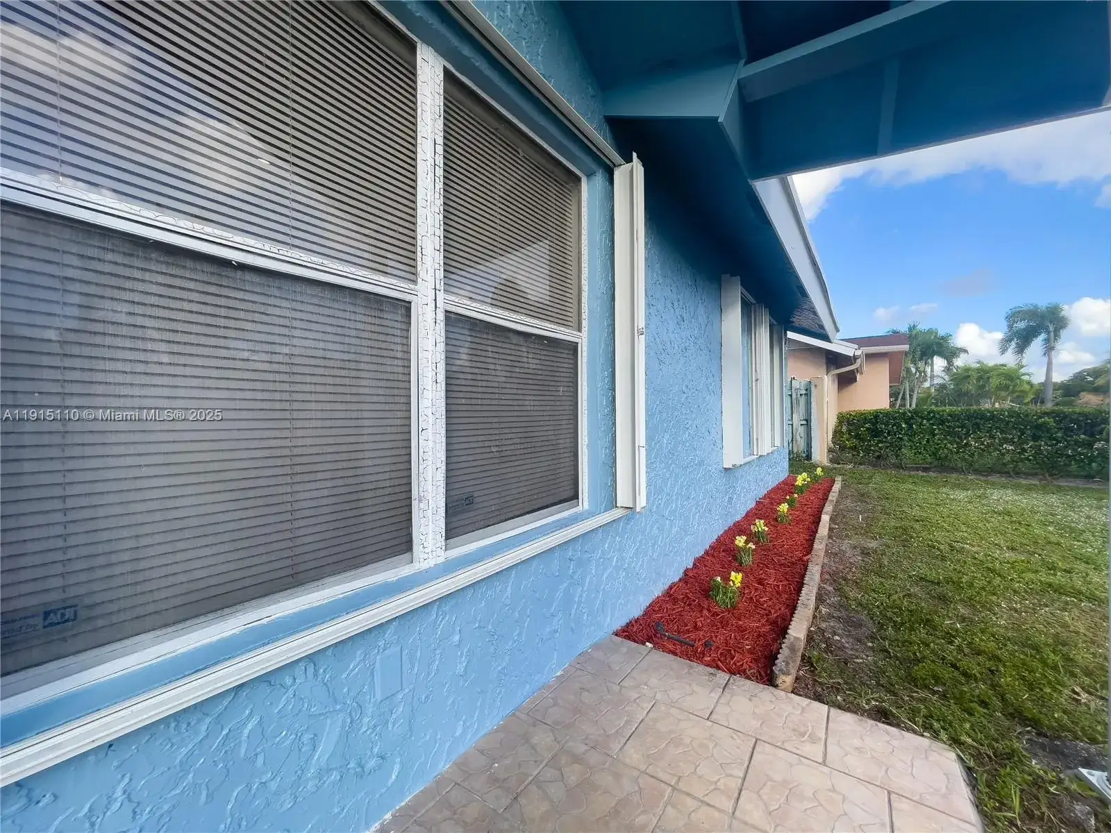 7429 SW 14th Ct, North Lauderdale FL 33068 photo 4