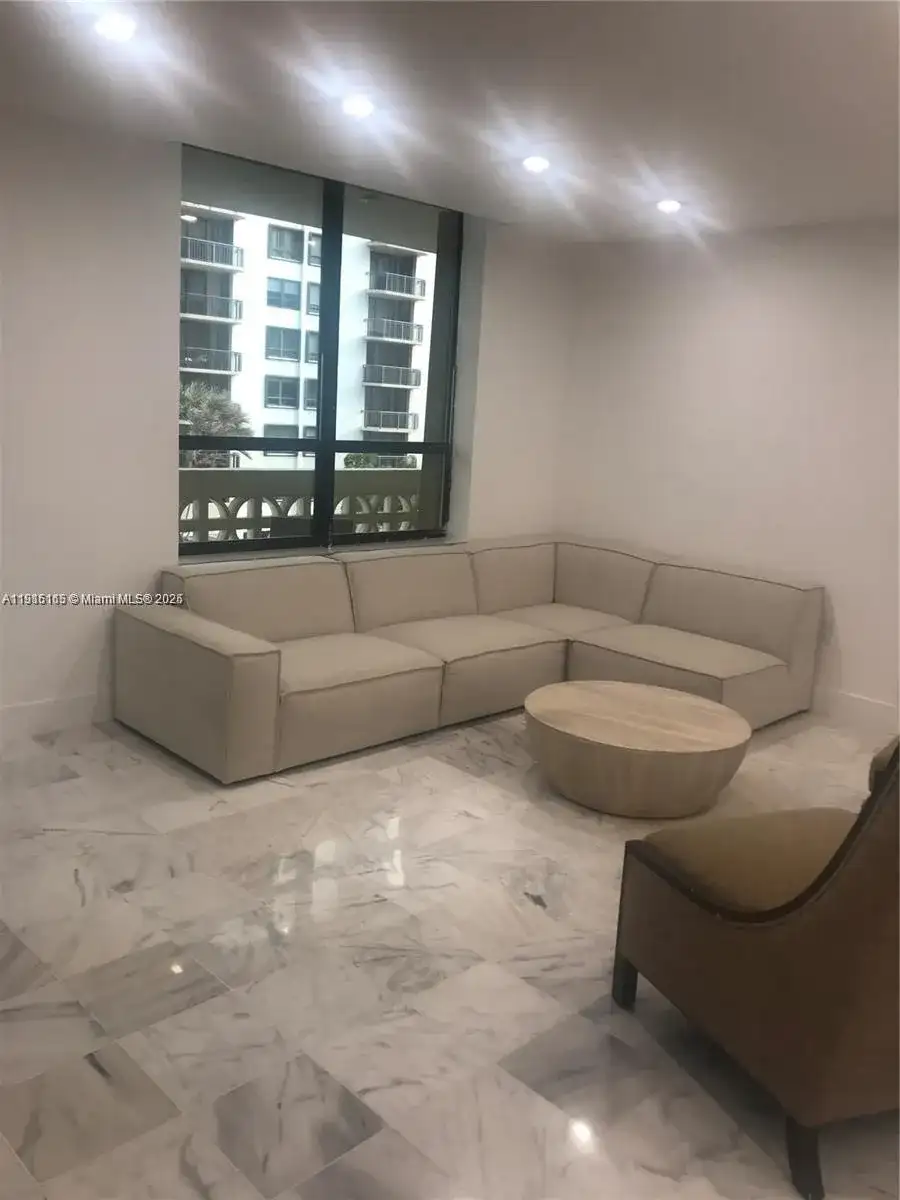 10185 Collins Ave # 516, Bal Harbour FL 33154 photo 2