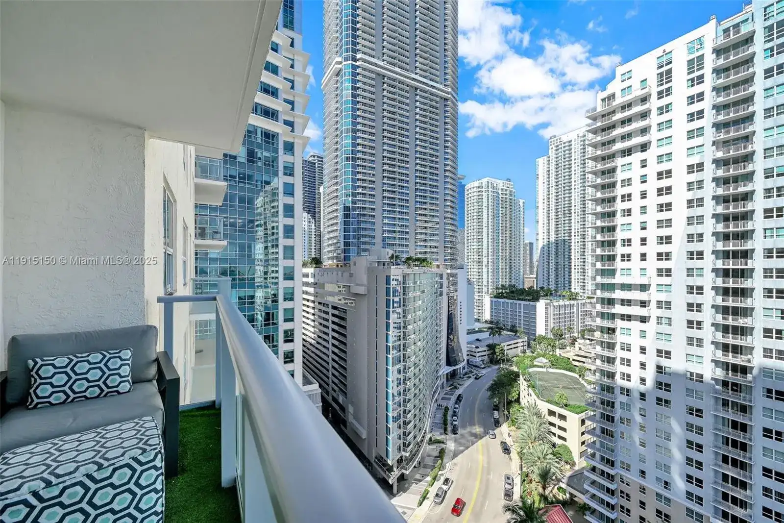 1155 Brickell Bay Dr # 2004, Miami FL 33131 photo 4