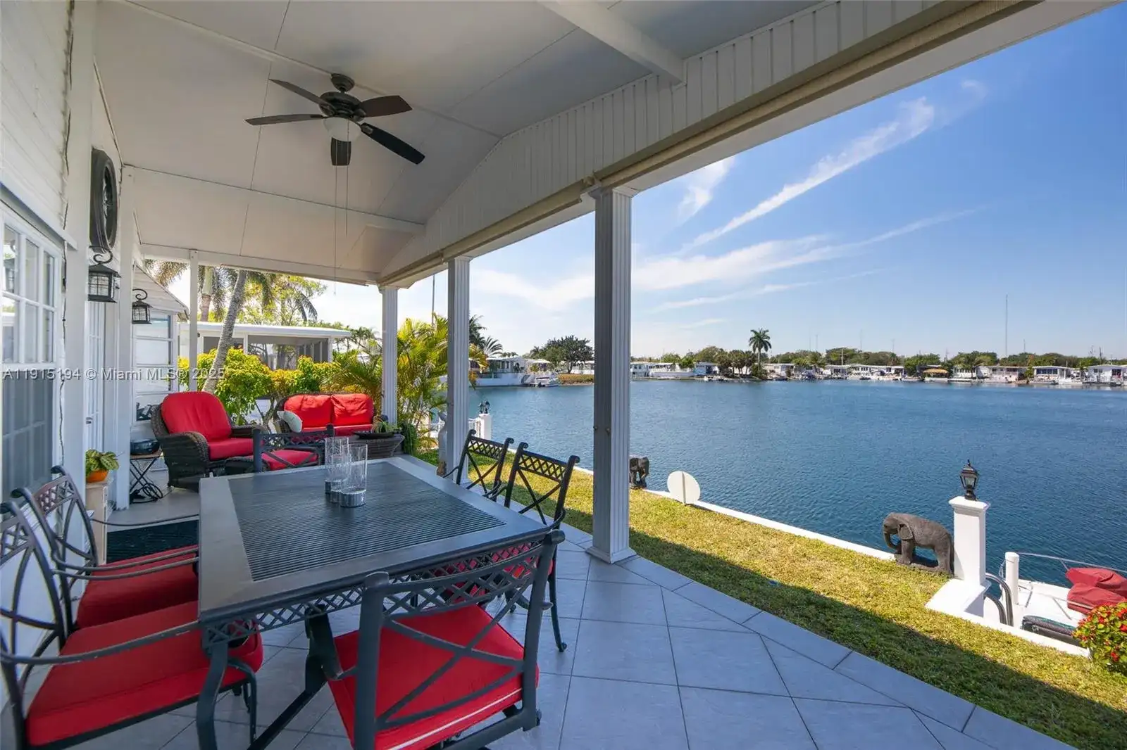 112 Lake Shore Dr, Pembroke Park FL 33009 photo 4
