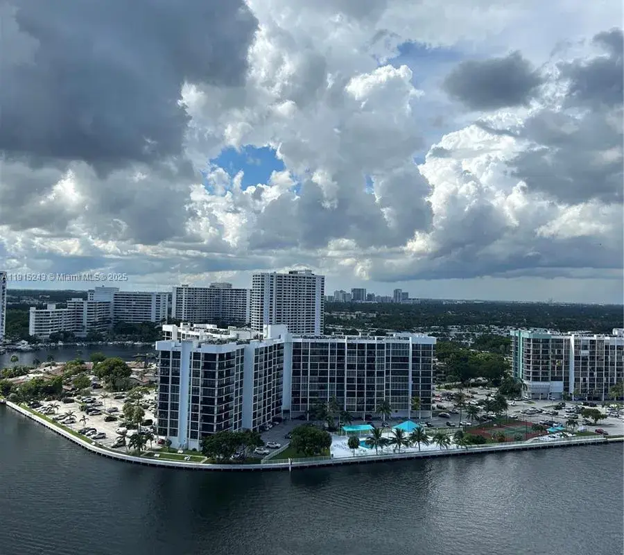 3800 S Ocean Dr # 1823, Hollywood FL 33019