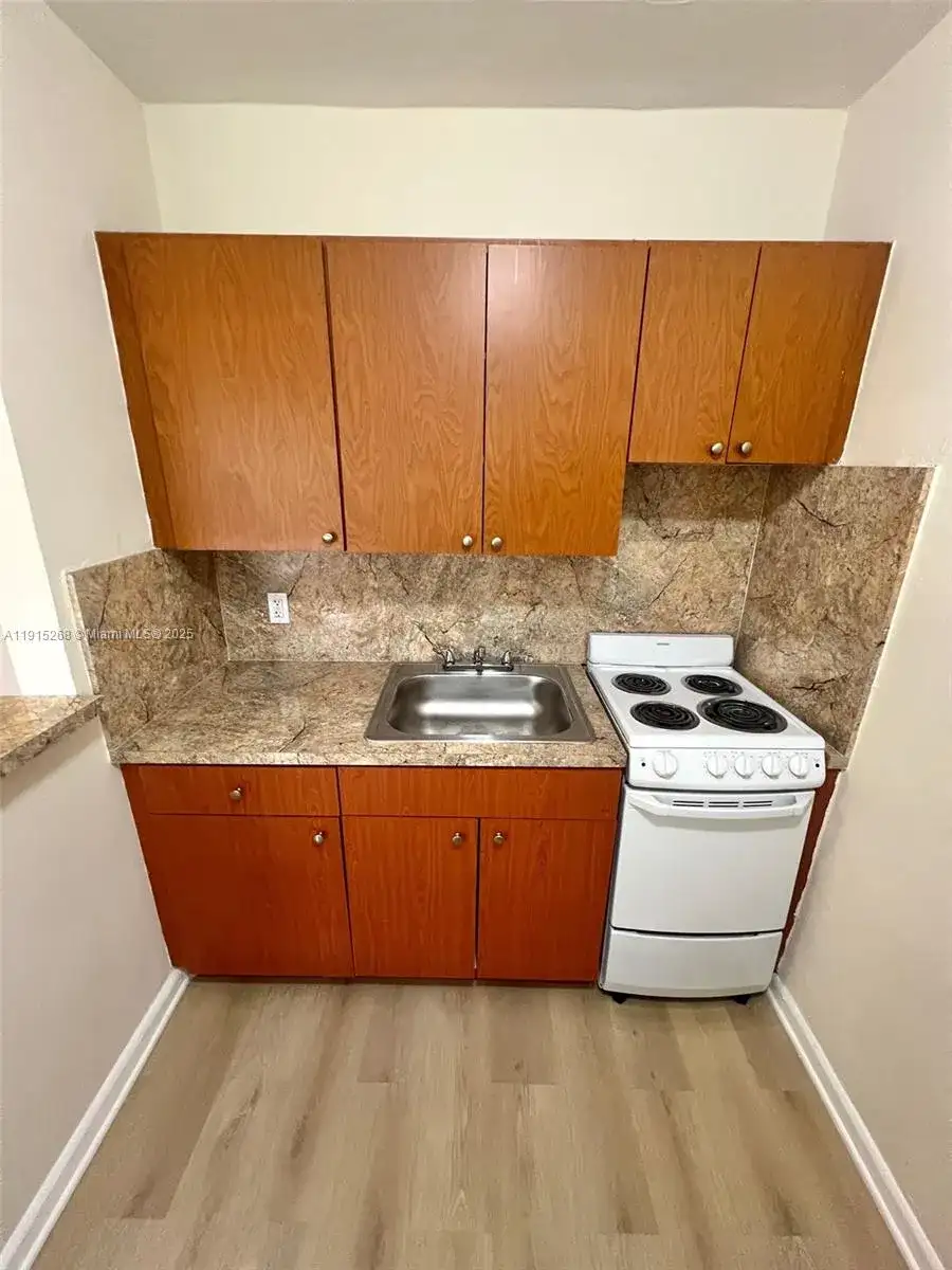 692 NE 85th St # 8, Miami FL 33138 photo 2