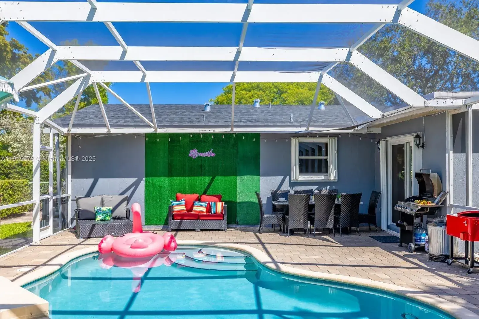 312 N Luna Ct # 0, Hollywood FL 33021