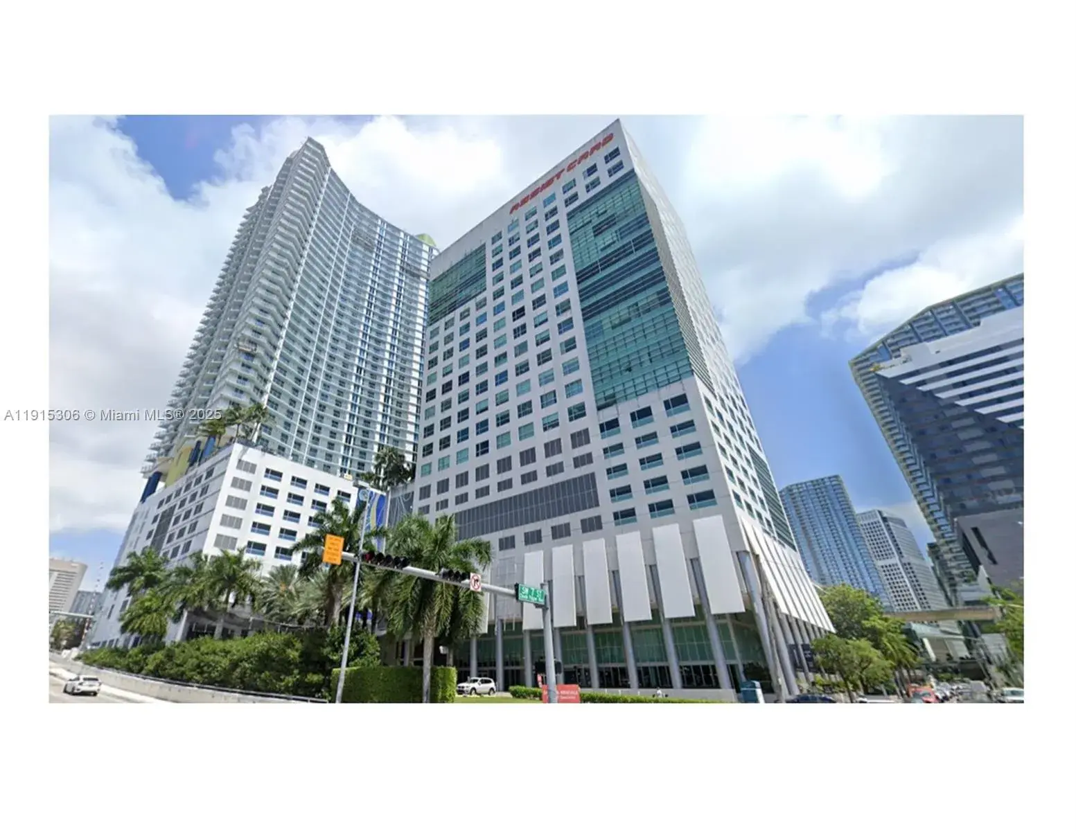 175 SW 7th St # 1910, Miami FL 33130