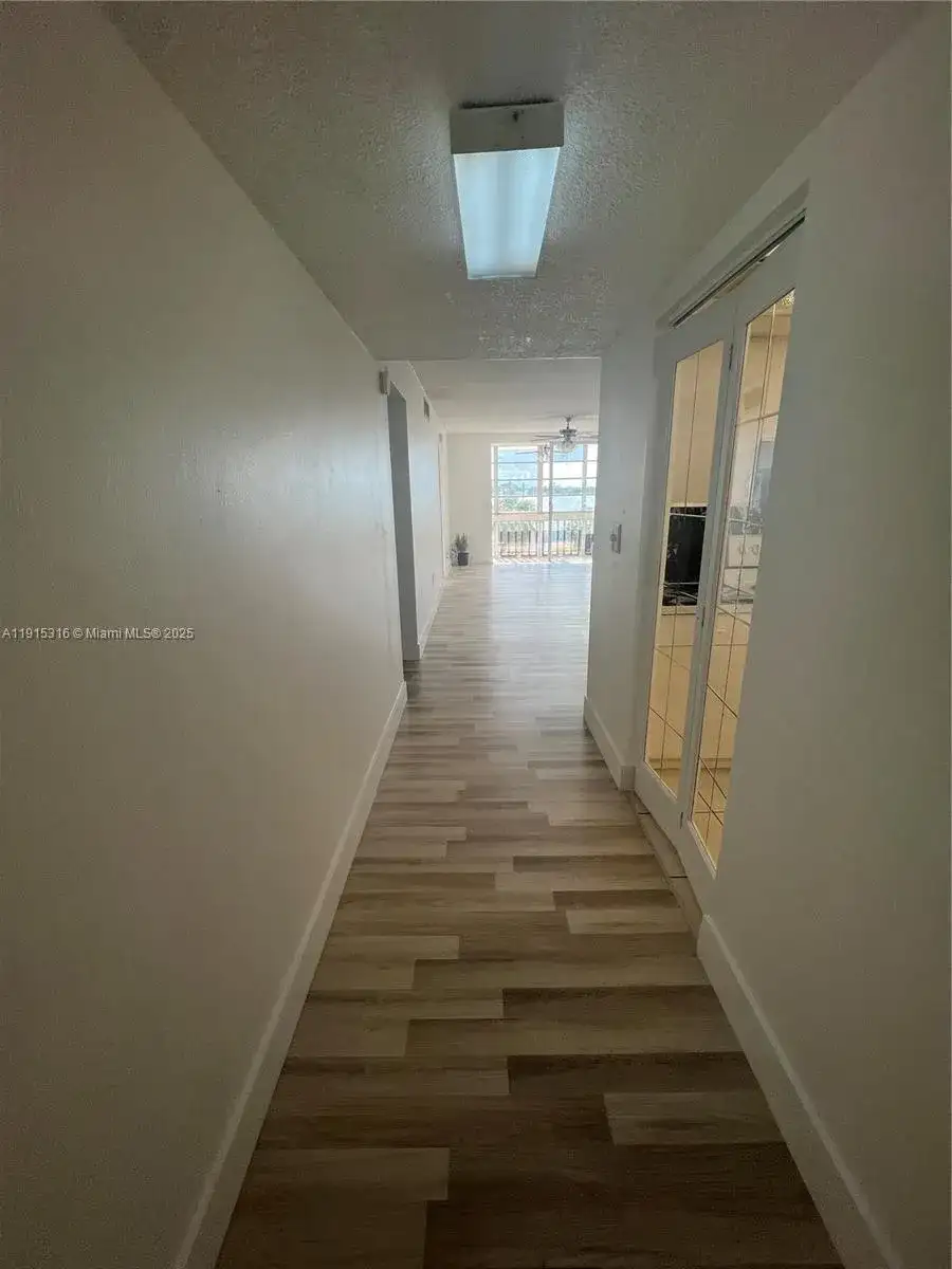 18601 NE 14th Ave # 407, Miami FL 33179 photo 2