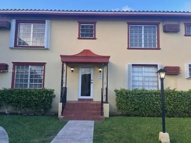 651 SW 11th St # 15W, Miami FL 33129 photo 3