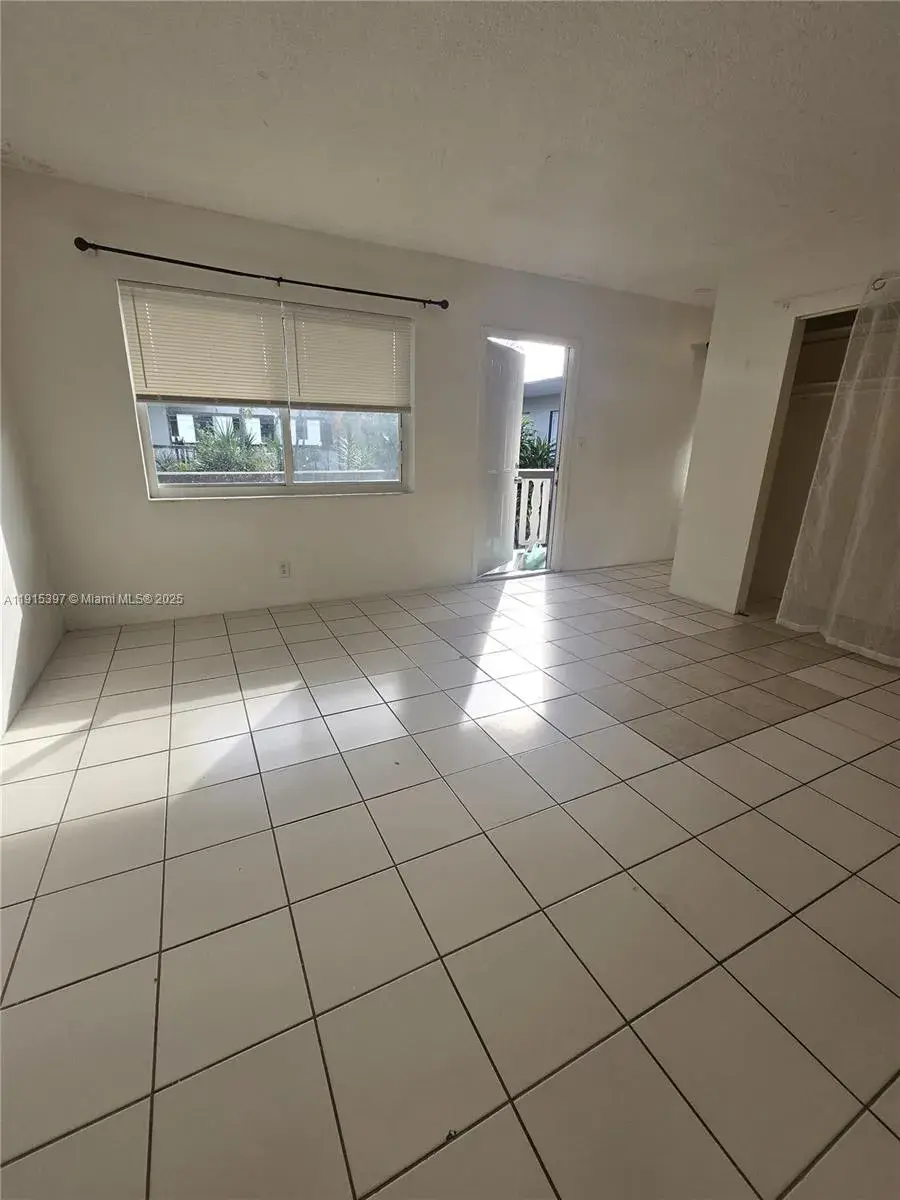 1400 N 17th Ave # 17, Hollywood FL 33020