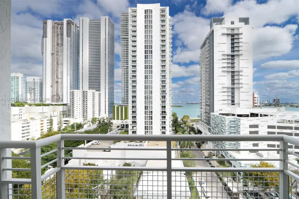 2200 NE 4th Ave # 1002, Miami FL 33137