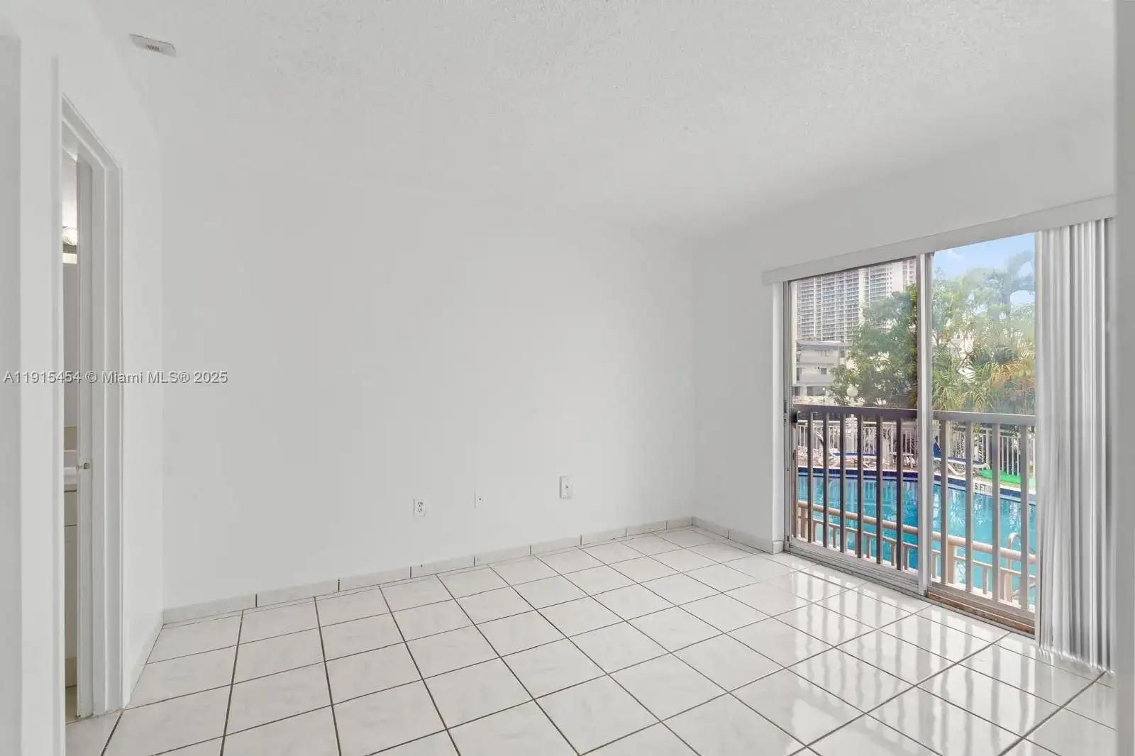 17051 NE 35th Ave # 104, North Miami Beach FL 33160 photo 5