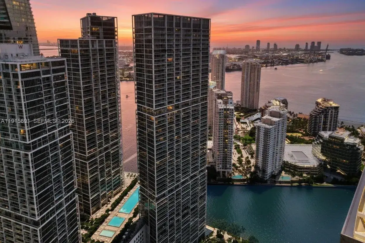 495 Brickell Ave # 2206, Miami FL 33131 photo 2