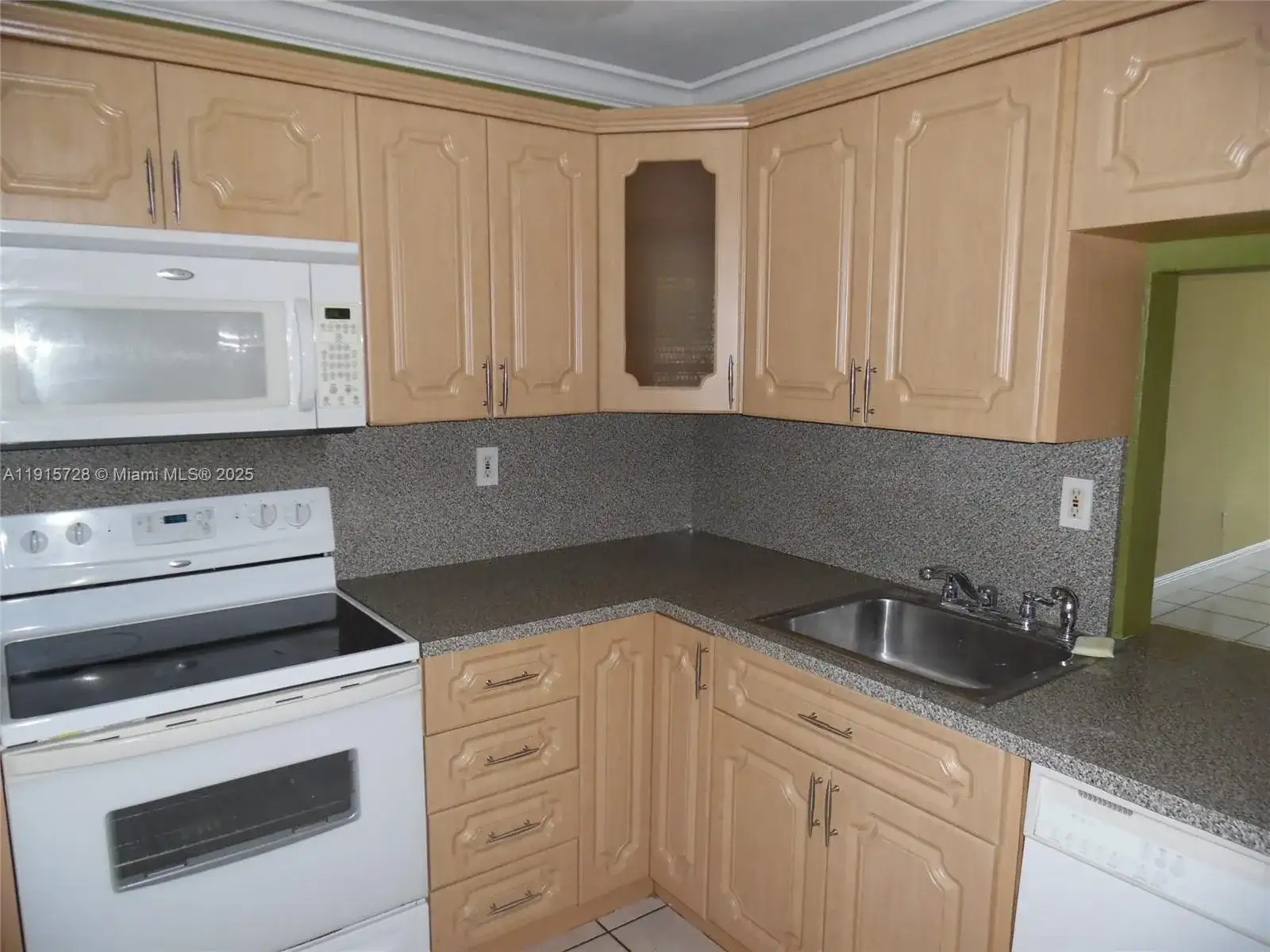 1501 NE 191st St # C107, Miami FL 33179 photo 4