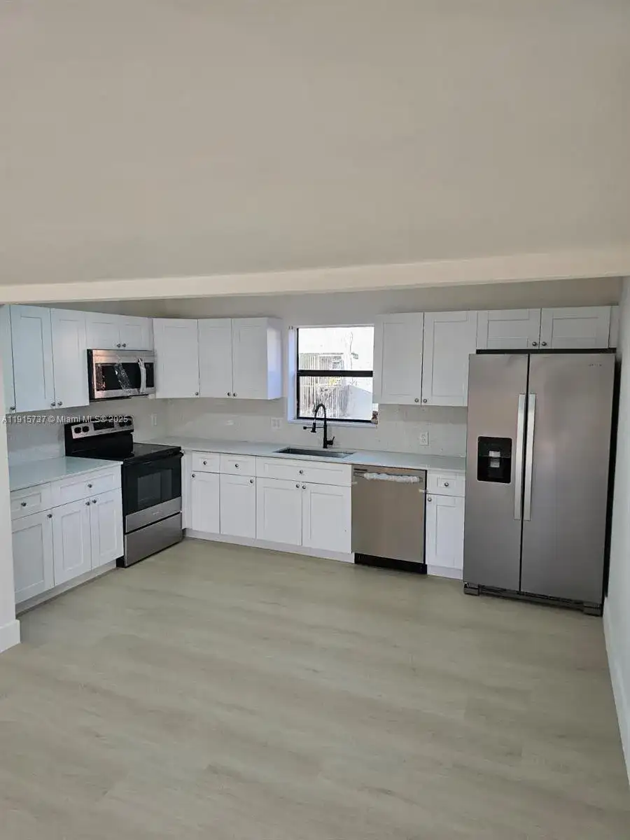 2287 W 53rd Pl # 2287, Hialeah FL 33016 photo 3