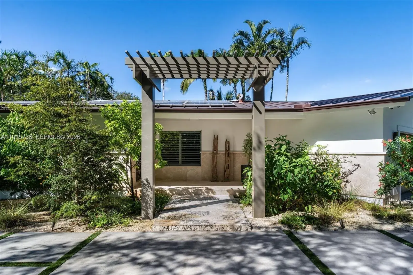 12050 Moss Ranch Rd, Pinecrest FL 33156