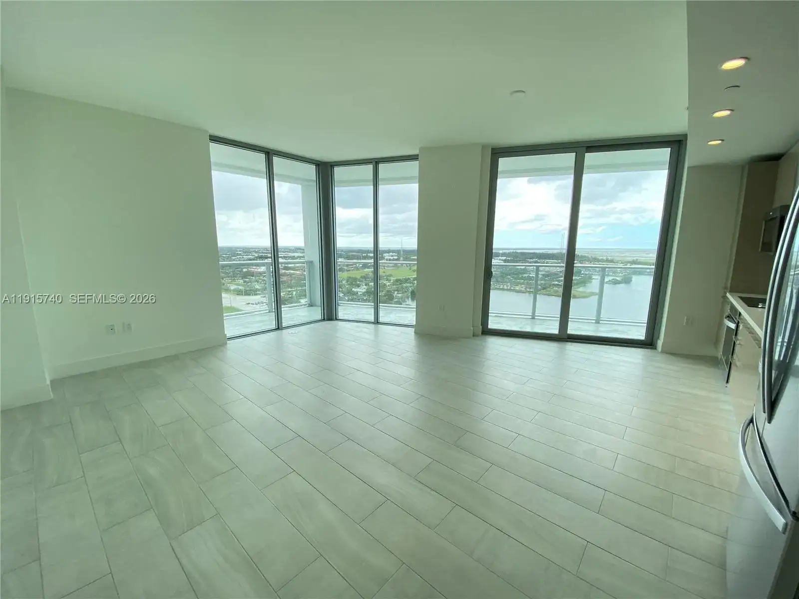 2000 Metropica Way # 2104, Sunrise FL 33323 photo 3
