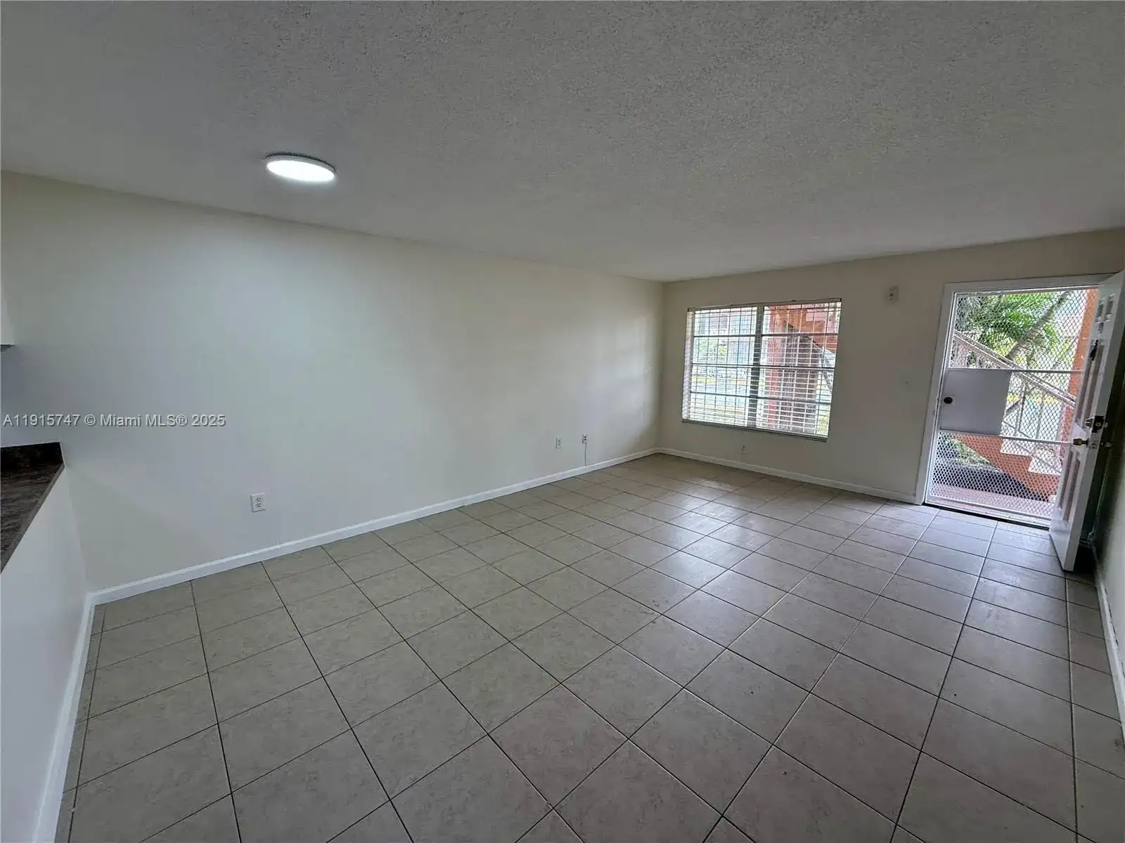291 NW 177th St # 110, Miami Gardens FL 33169 photo 4