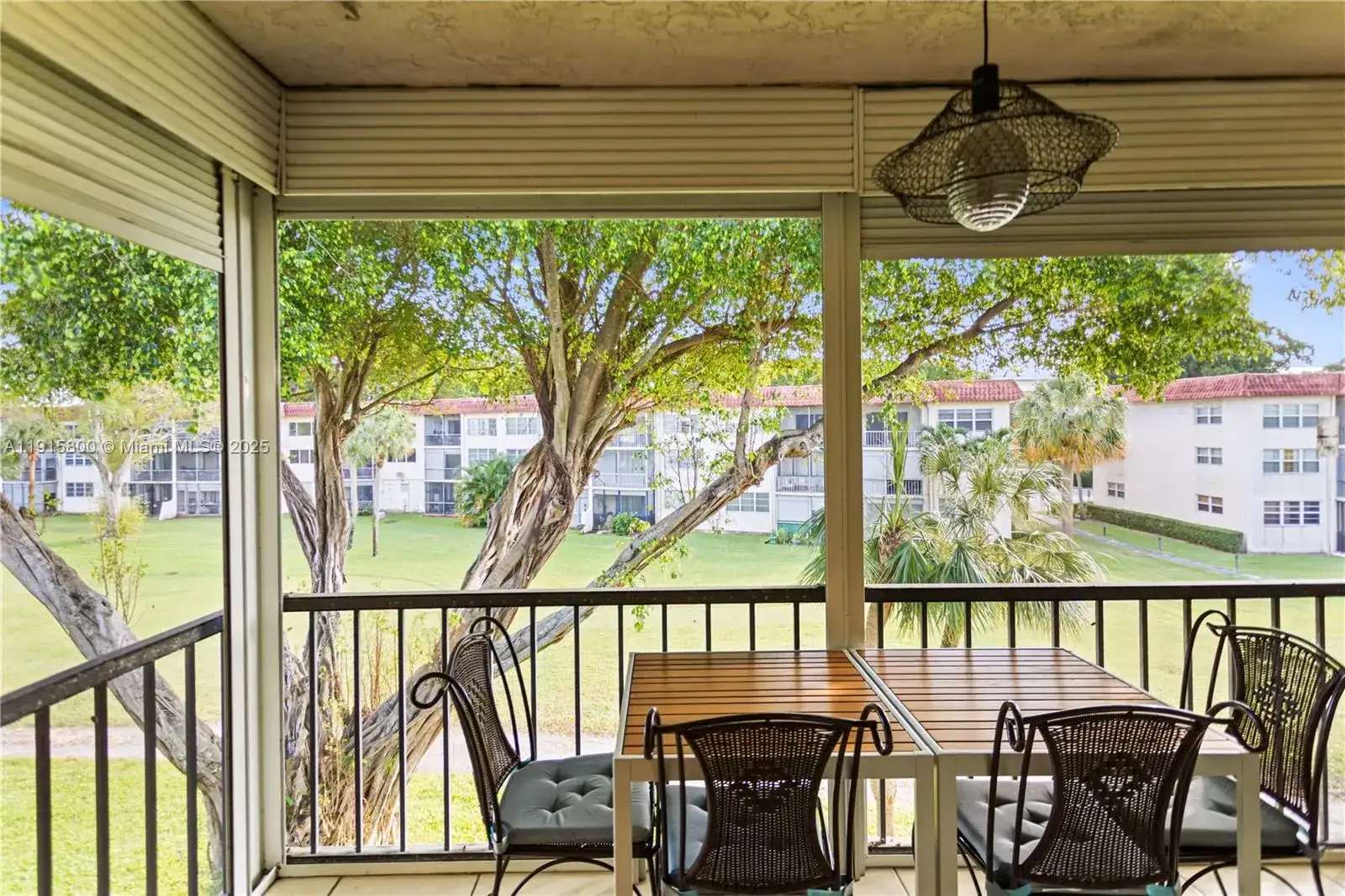 8940 S Hollybrook Blvd # 304, Pembroke Pines FL 33025 photo 2