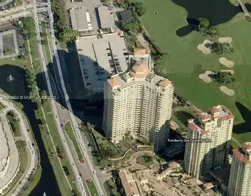 19501 W Country Club Dr # 2310, Aventura FL 33180 photo 2