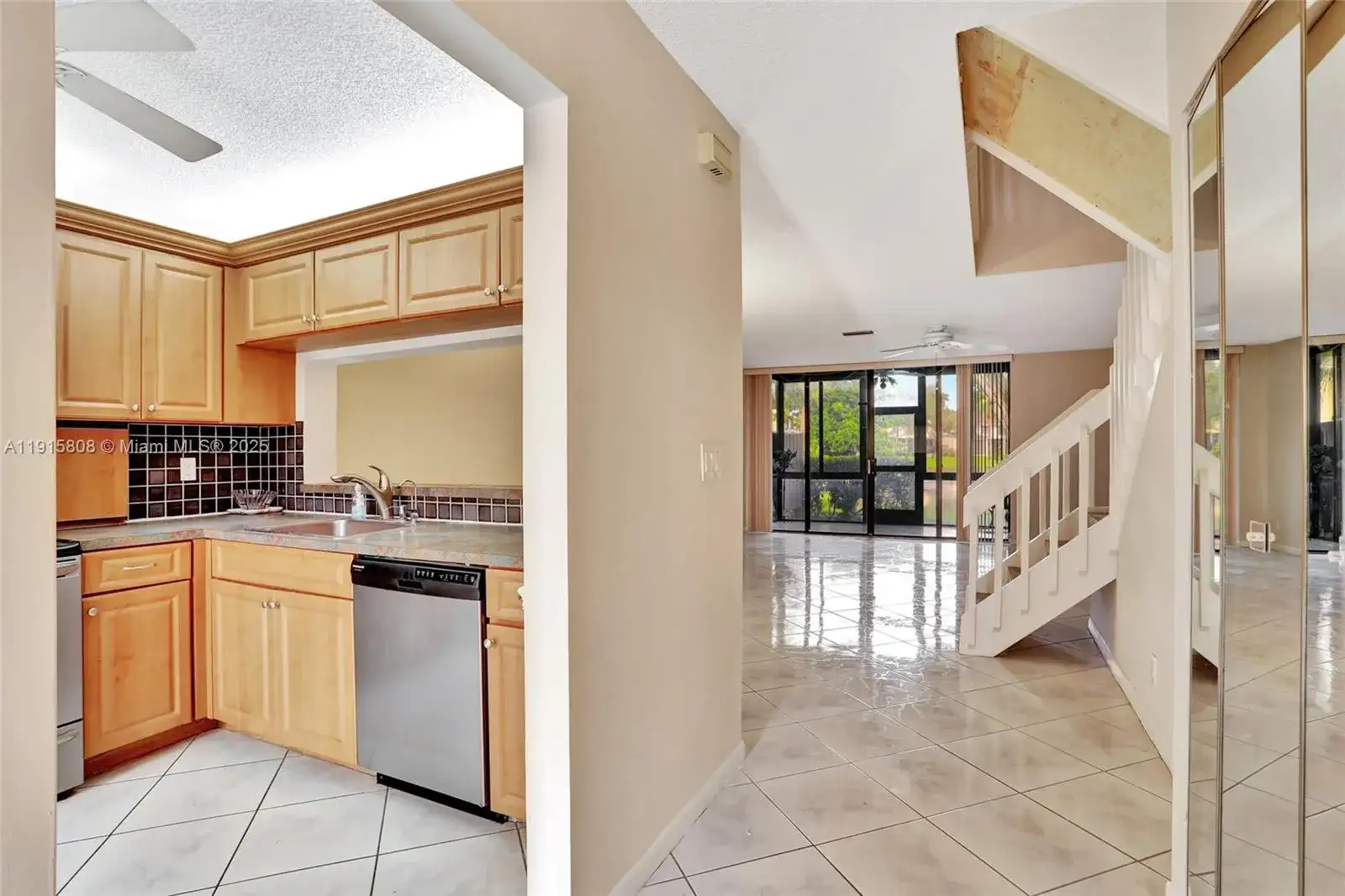 4615 S Carambola Cir S # 27232, Coconut Creek FL 33066 photo 4