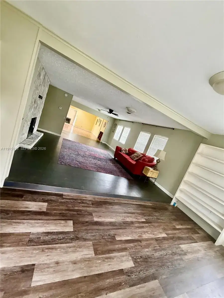 3900 W 17th st, Panama City FL 32401 photo 4