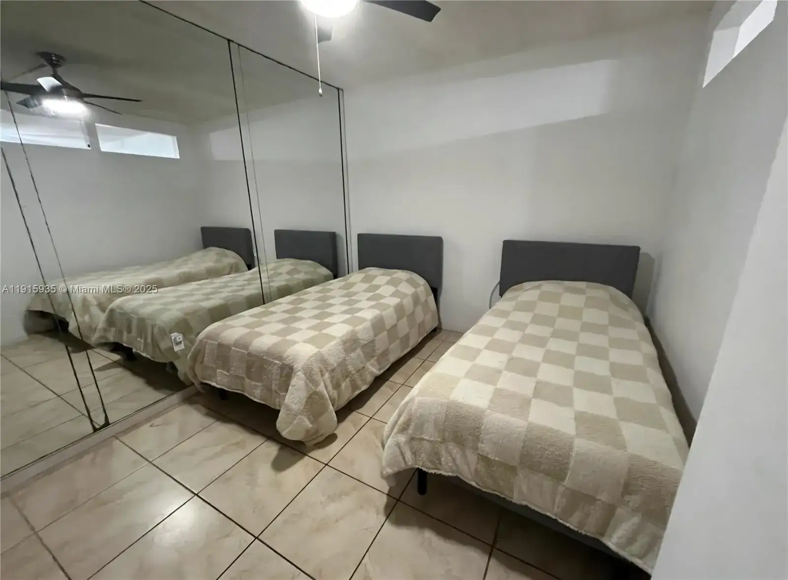 830 NE 199th St # 102A, Miami FL 33179 photo 2