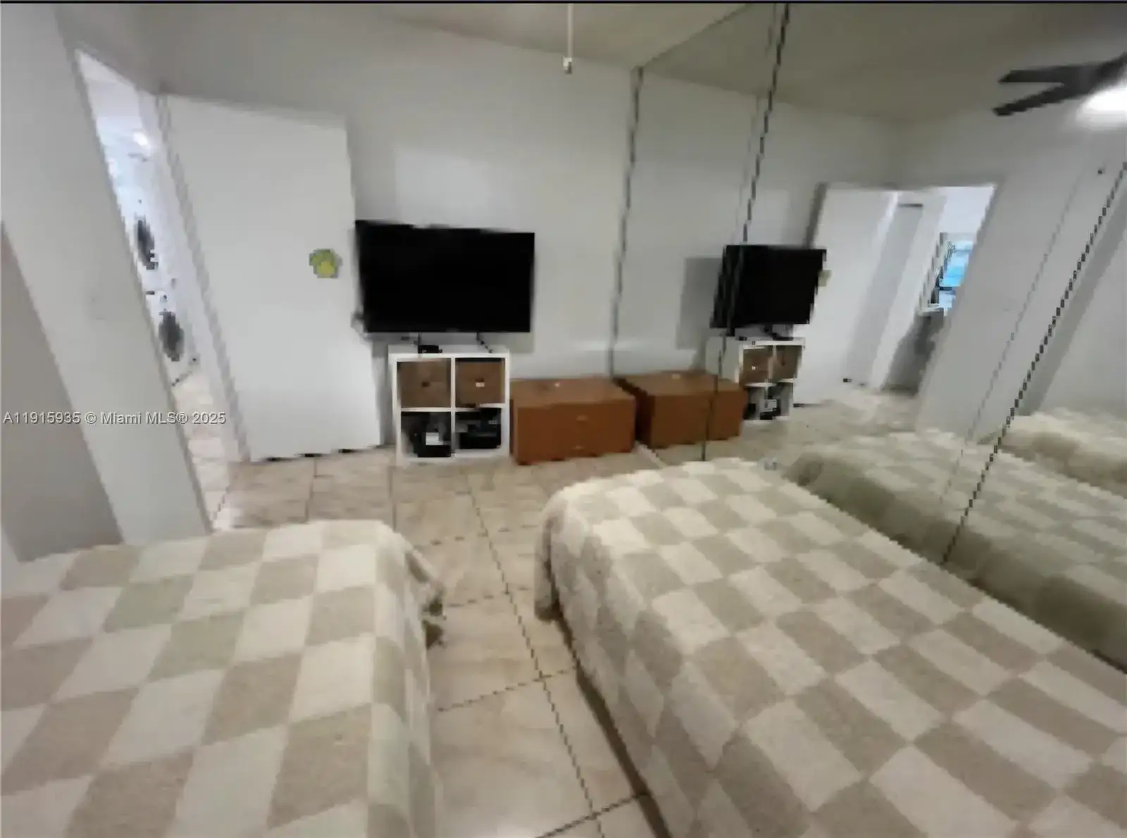 830 NE 199th St # 102A, Miami FL 33179 photo 3