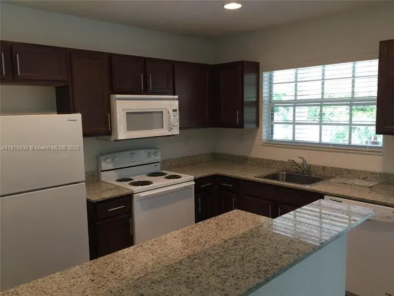 3525 NW 114th Ln # 3529, Coral Springs FL 33065