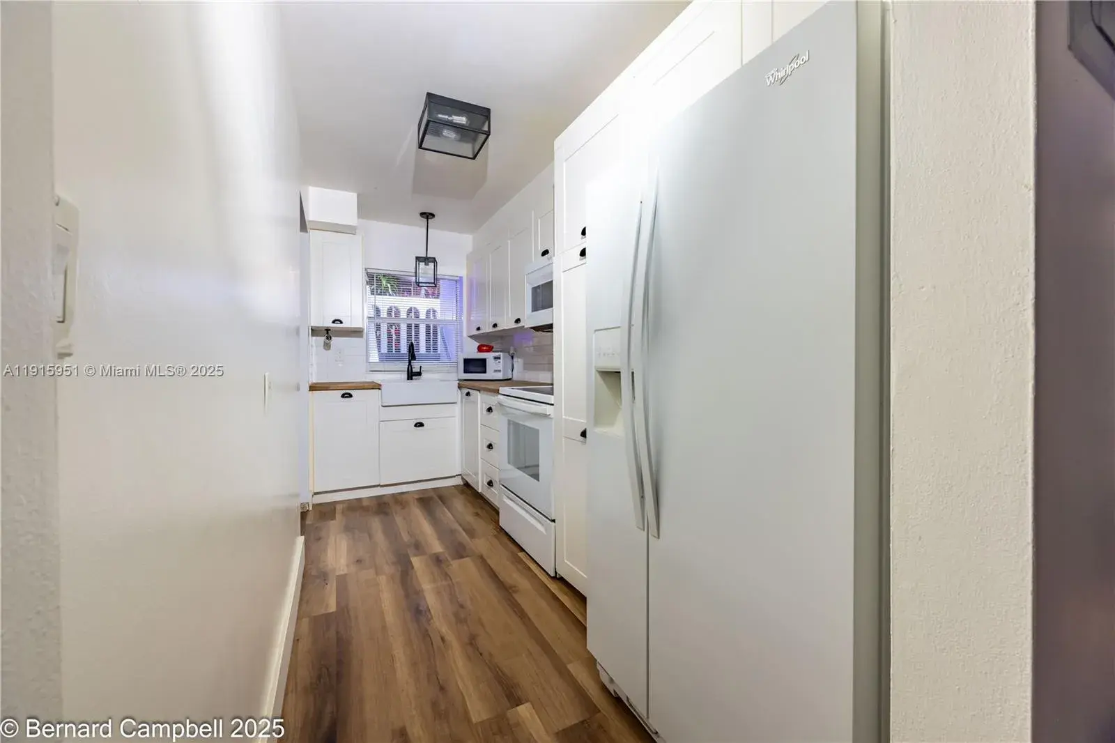 161 NE 10th Ave # 15A, Hallandale Beach FL 33009