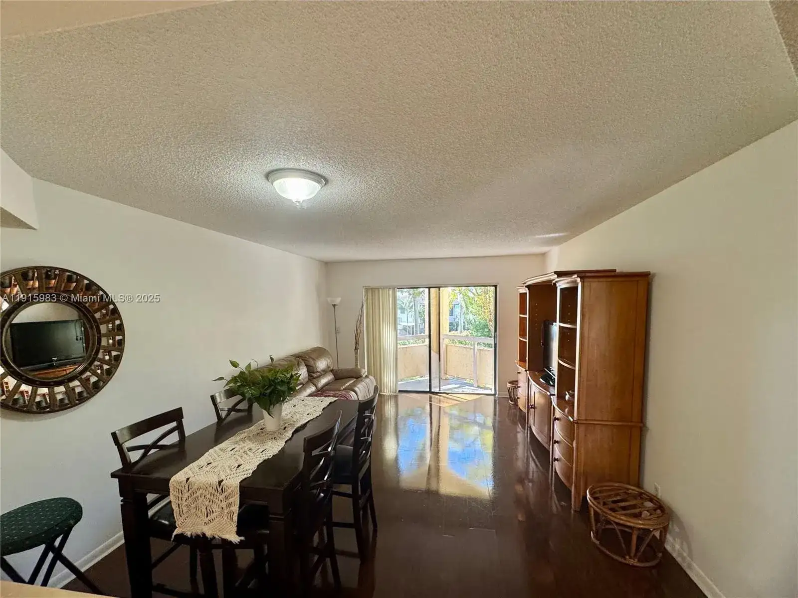 8290 Lake Dr # 320, Doral FL 33166 photo 3