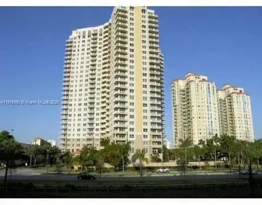19501 W Country Club Dr # 06, Aventura FL 33180 photo 3