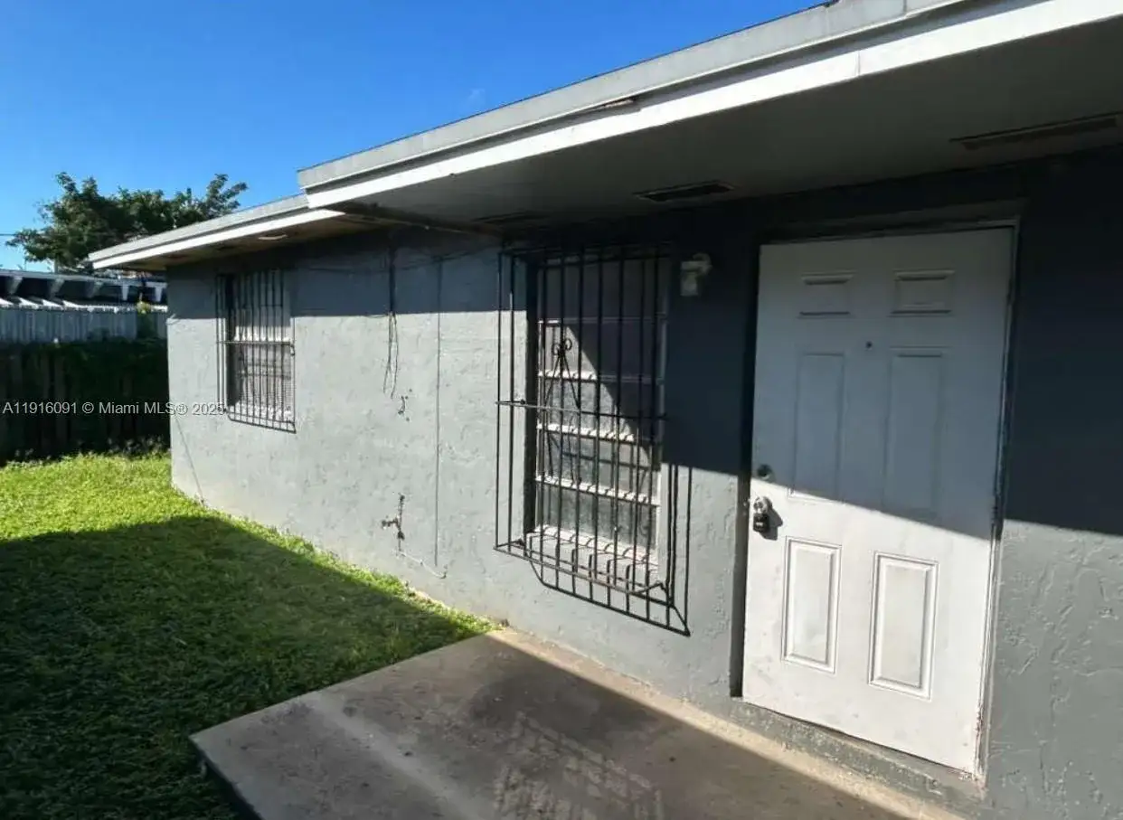 1693 NW 8th Ave # 0, Florida City FL 33034