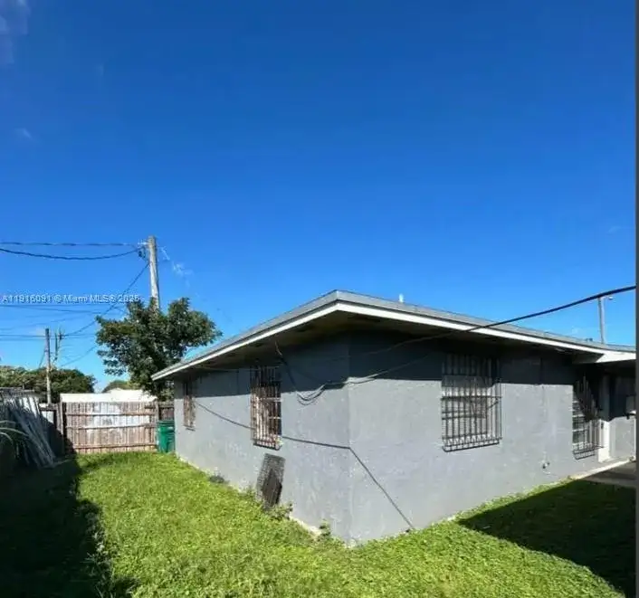 1693 NW 8th Ave # 0, Florida City FL 33034 photo 2