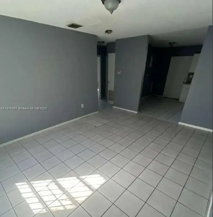 1693 NW 8th Ave # 0, Florida City FL 33034 photo 3