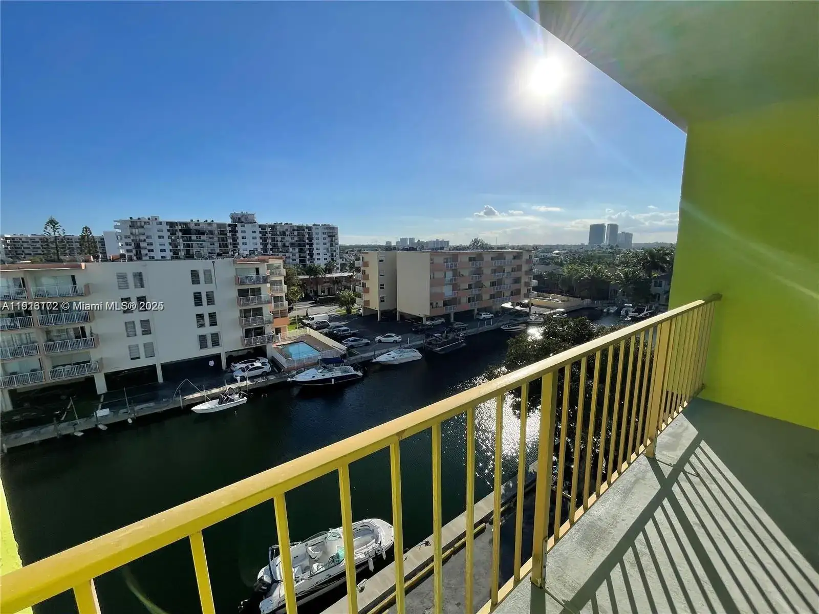 3626 NE 168th St # 605, North Miami Beach FL 33160