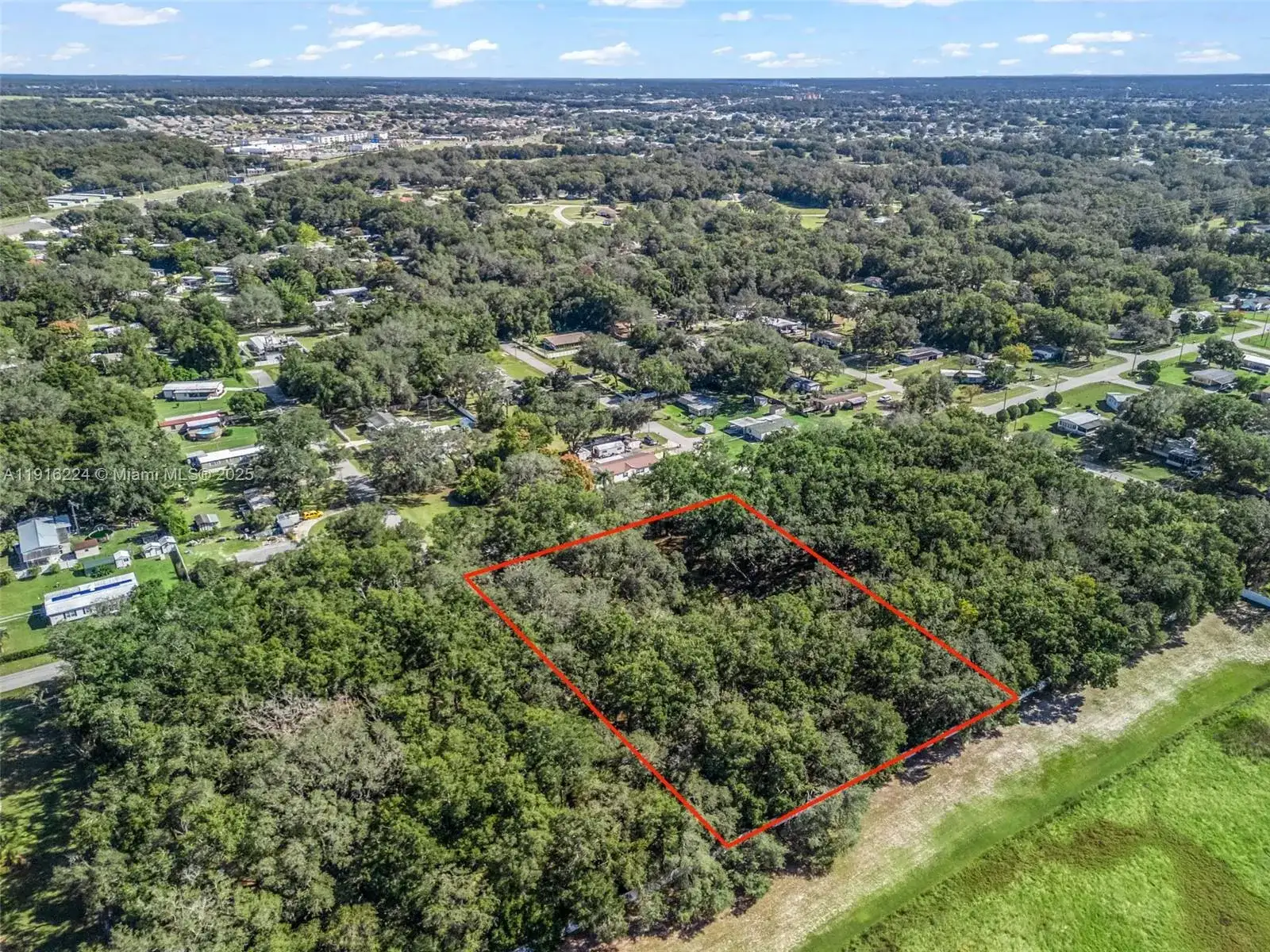 SE 99th AVE, Other City - In The State Of Florida FL 34491 photo 4