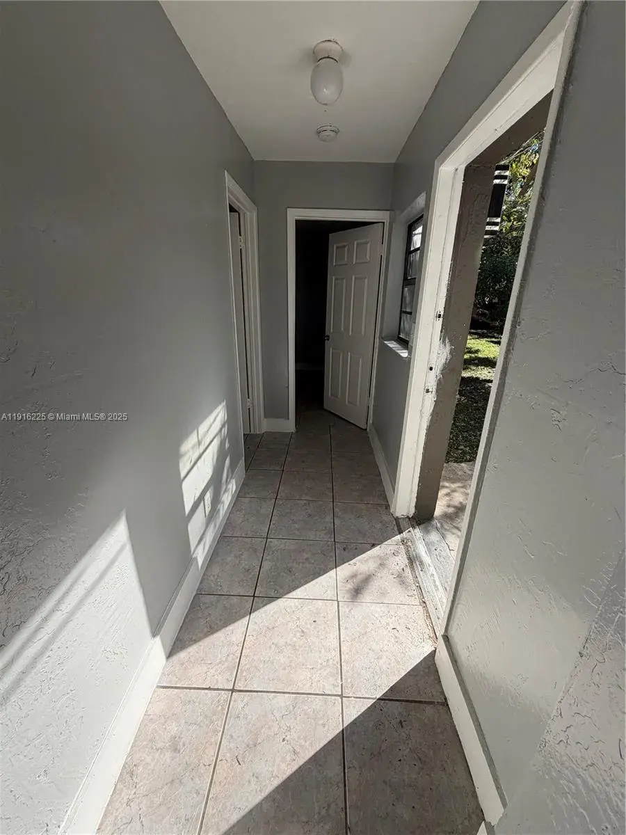 626 NW 10th Ter # 3, Fort Lauderdale FL 33311