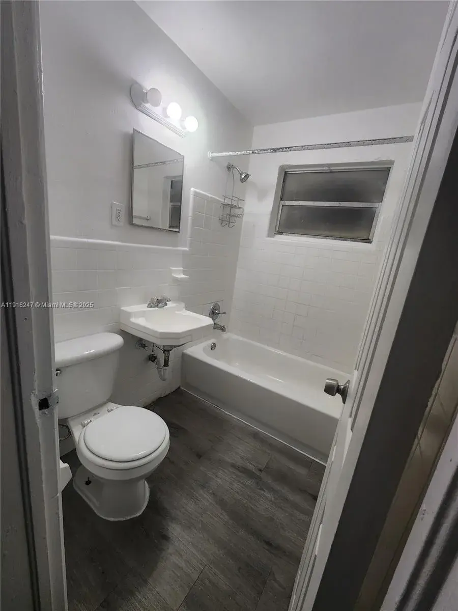 519 NW 8th Ave # 5, Fort Lauderdale FL 33311