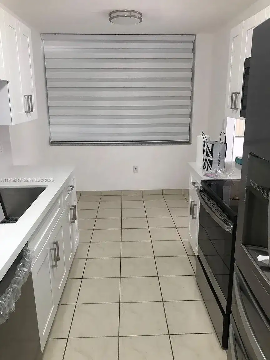 1200 NE Miami Gardens Dr # 820W, Miami FL 33179 photo 5