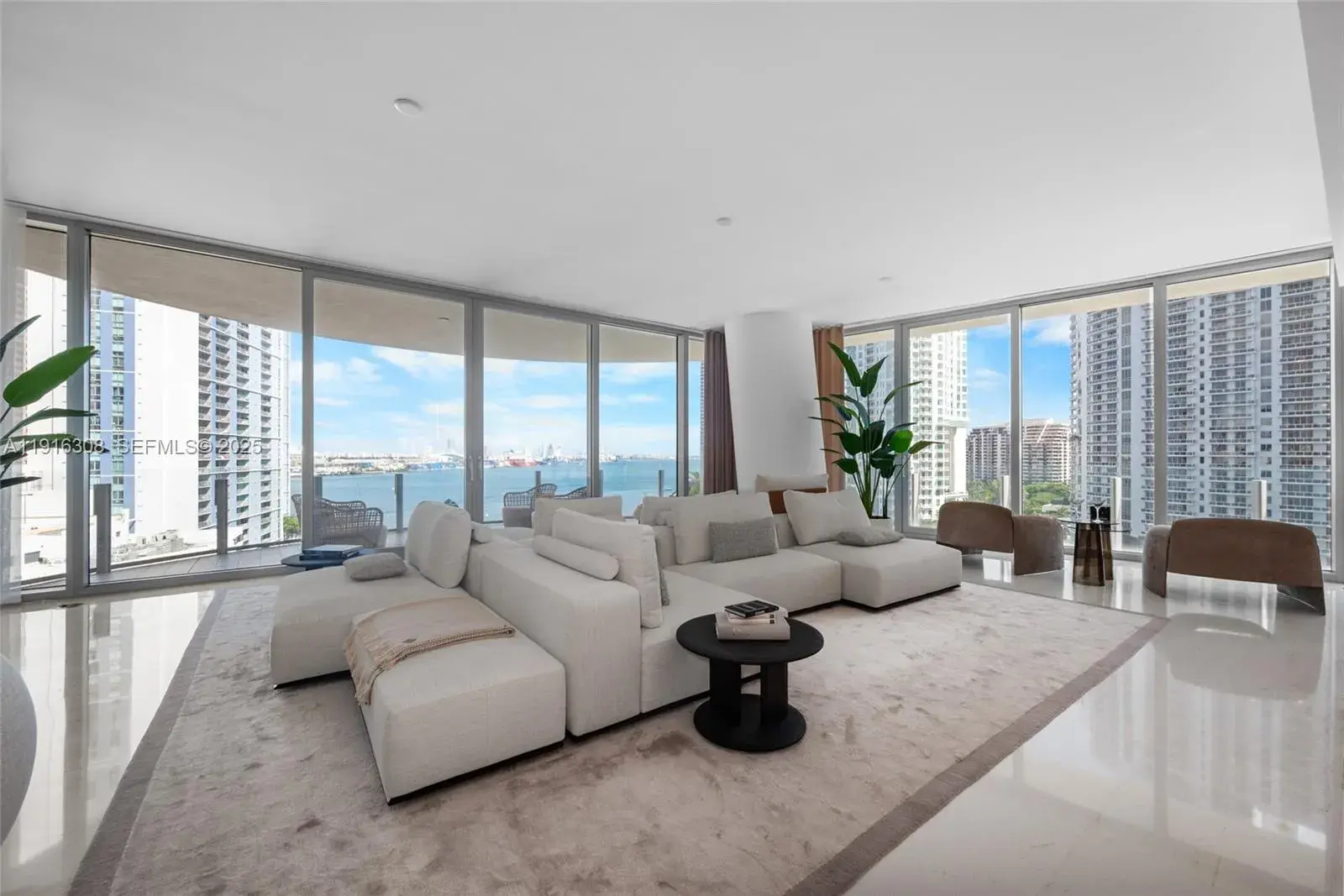 4 bedroom 4 bath Residential for sale at 300 Biscayne Boulevard Way # 1101E, Miami FL 33131