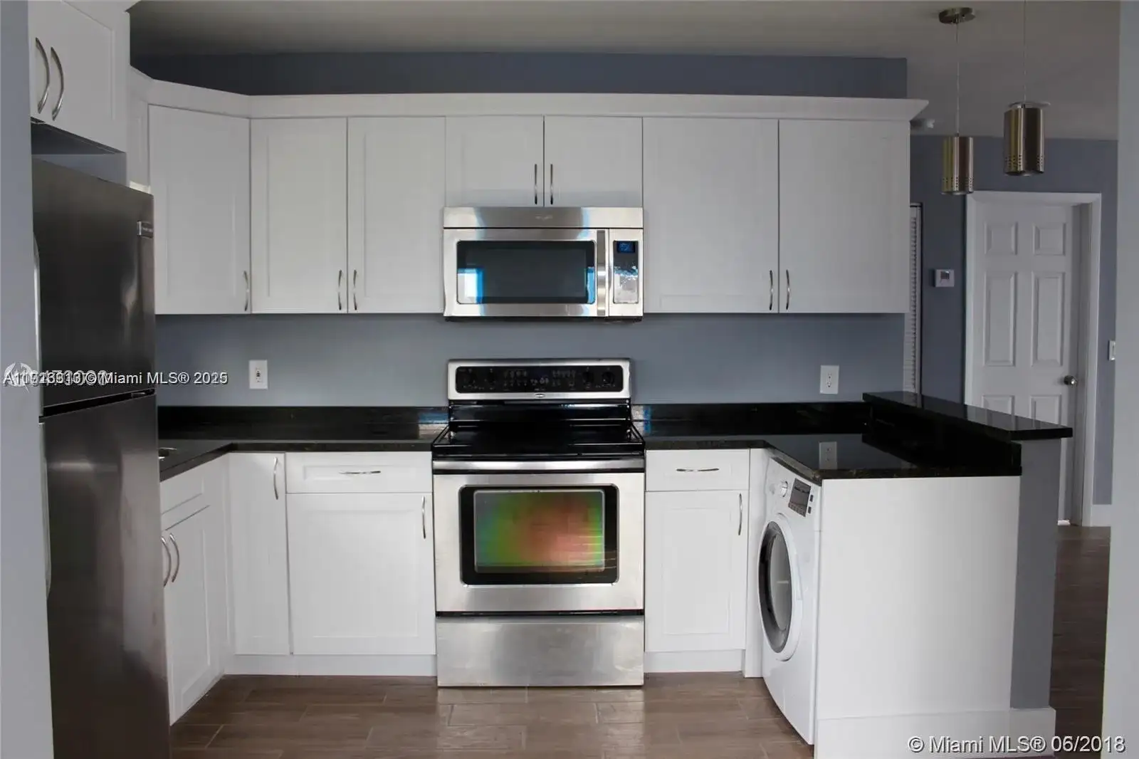 107 W Pembroke Rd, Hallandale Beach FL 33009 photo 5