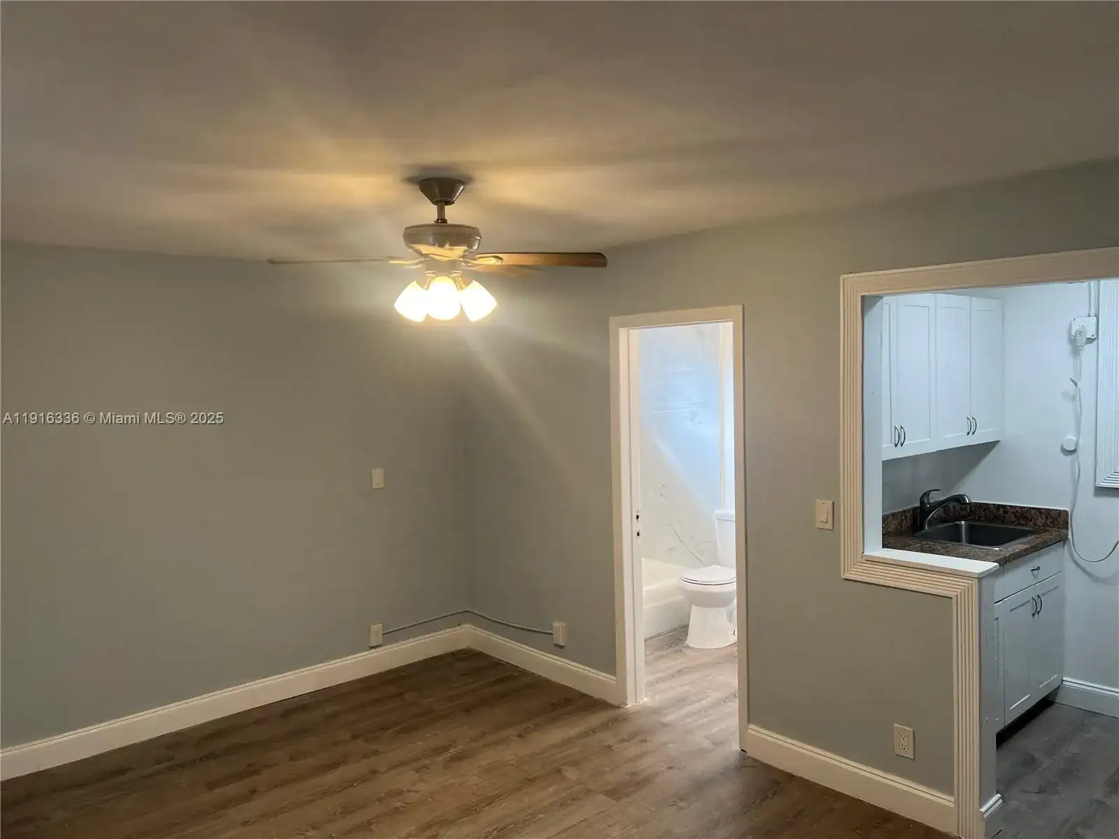 2118 N 19th Ave # 4, Hollywood FL 33020 photo 4