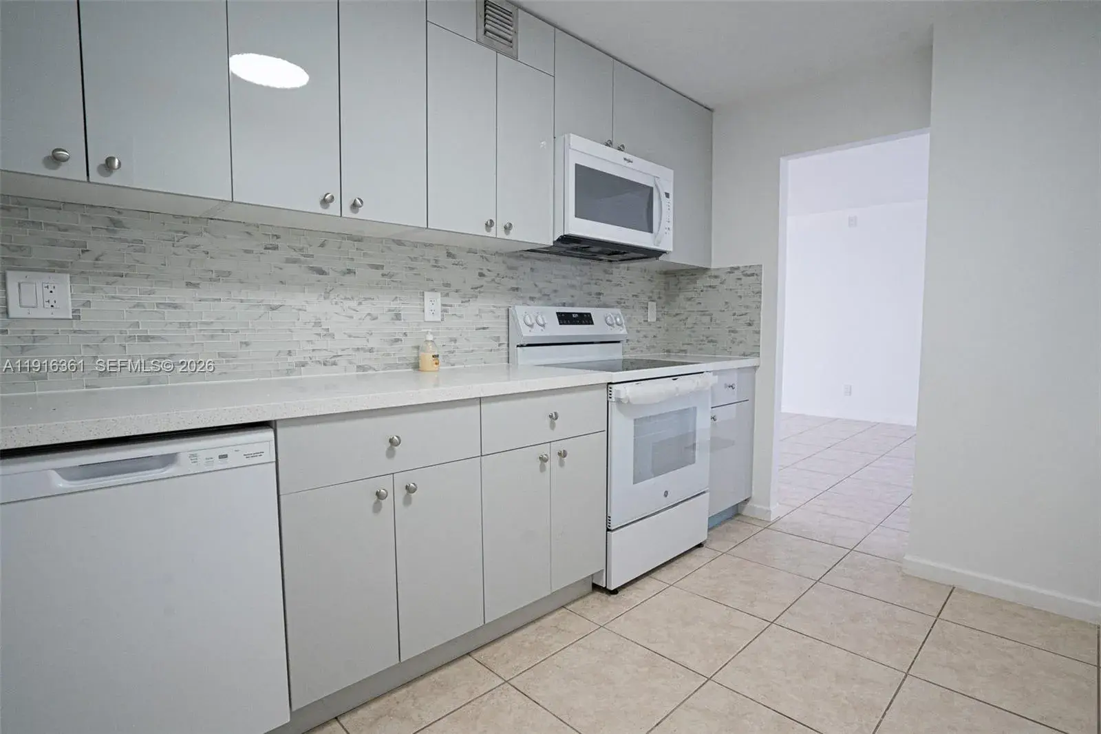 1849 S Ocean Dr # 1509, Hallandale Beach FL 33009