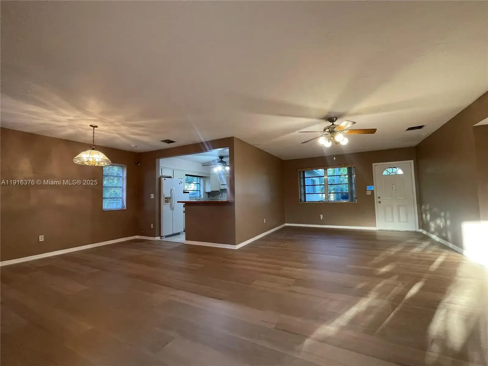 19700 Whispering Pines Rd, Cutler Bay FL 33157 photo 3