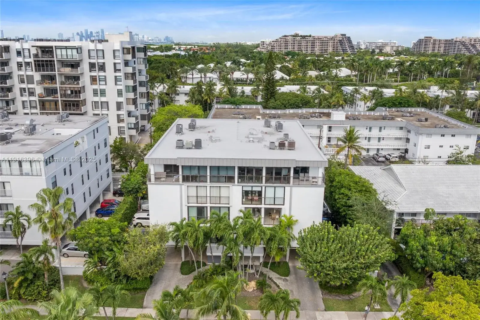 155 Sunrise Dr # 4B, Key Biscayne FL 33149 photo 2