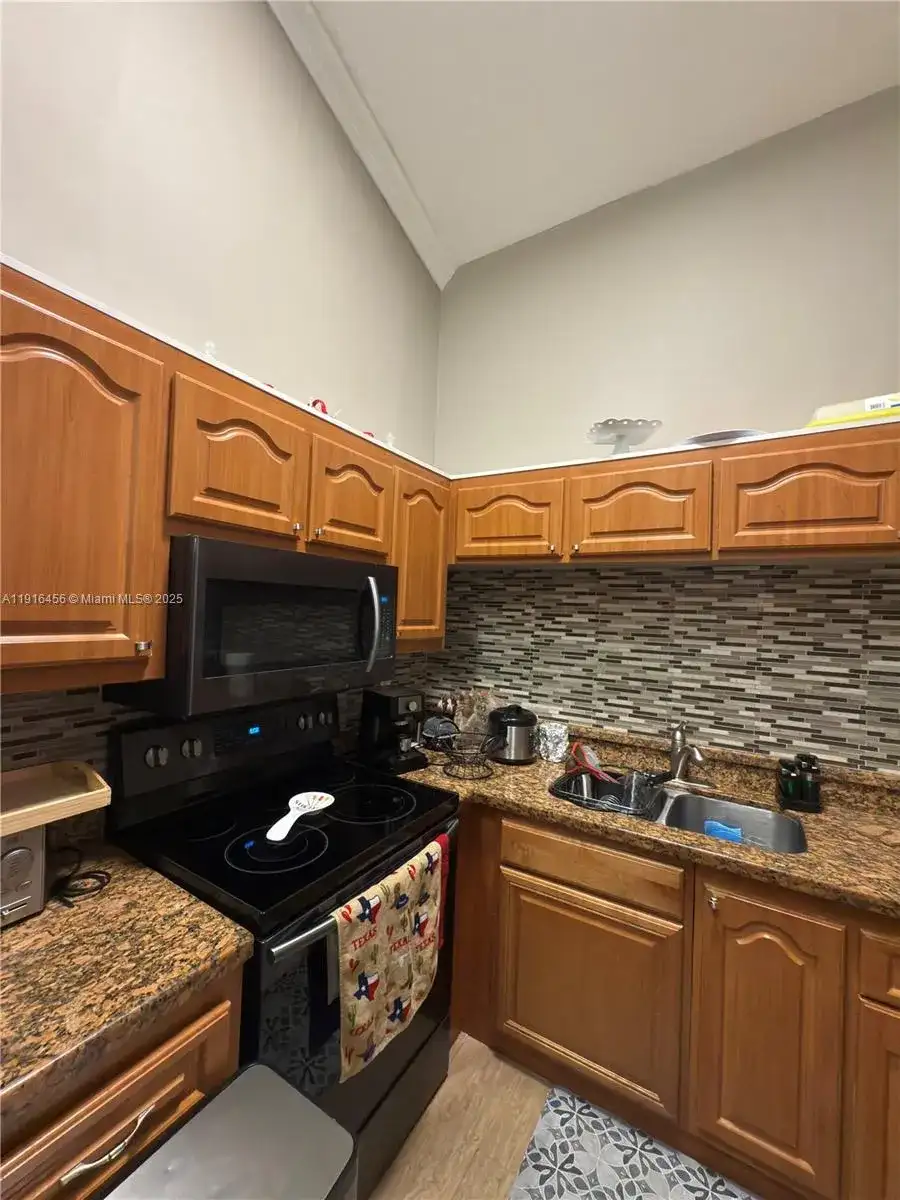 13959 SW 91st Ter # 13959, Miami FL 33186 photo 4