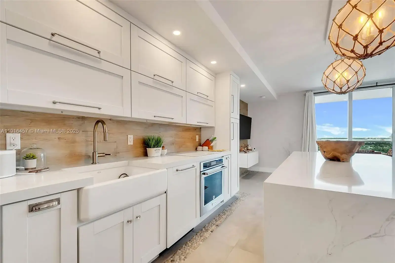2301 Collins Ave # 1533, Miami Beach FL 33139 photo 3