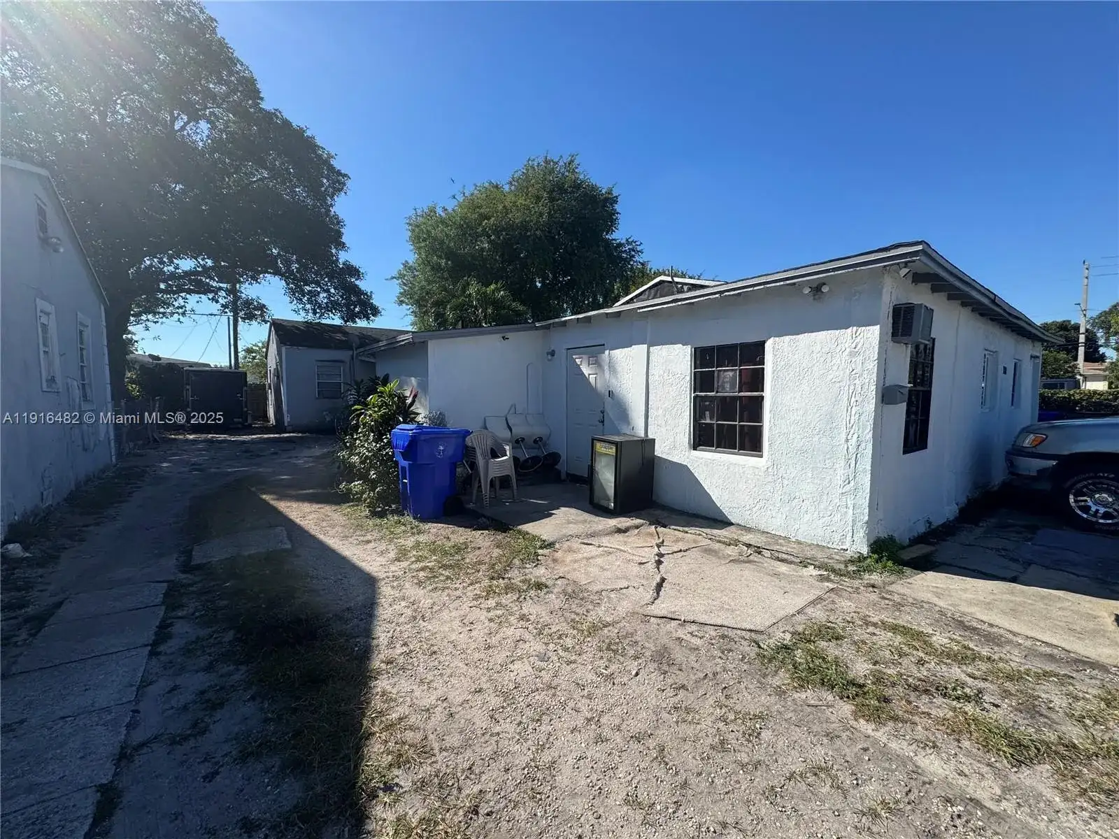 1080 NW 65th St, Miami FL 33150 photo 3