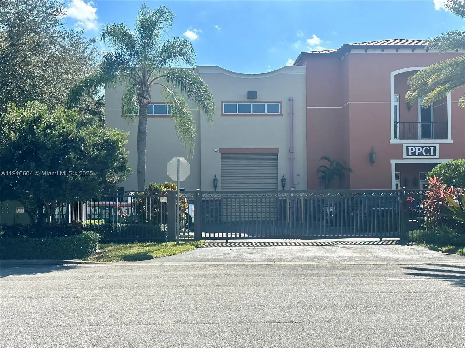 14920 SW 137th St Unit 1, Miami FL 33196 photo 2
